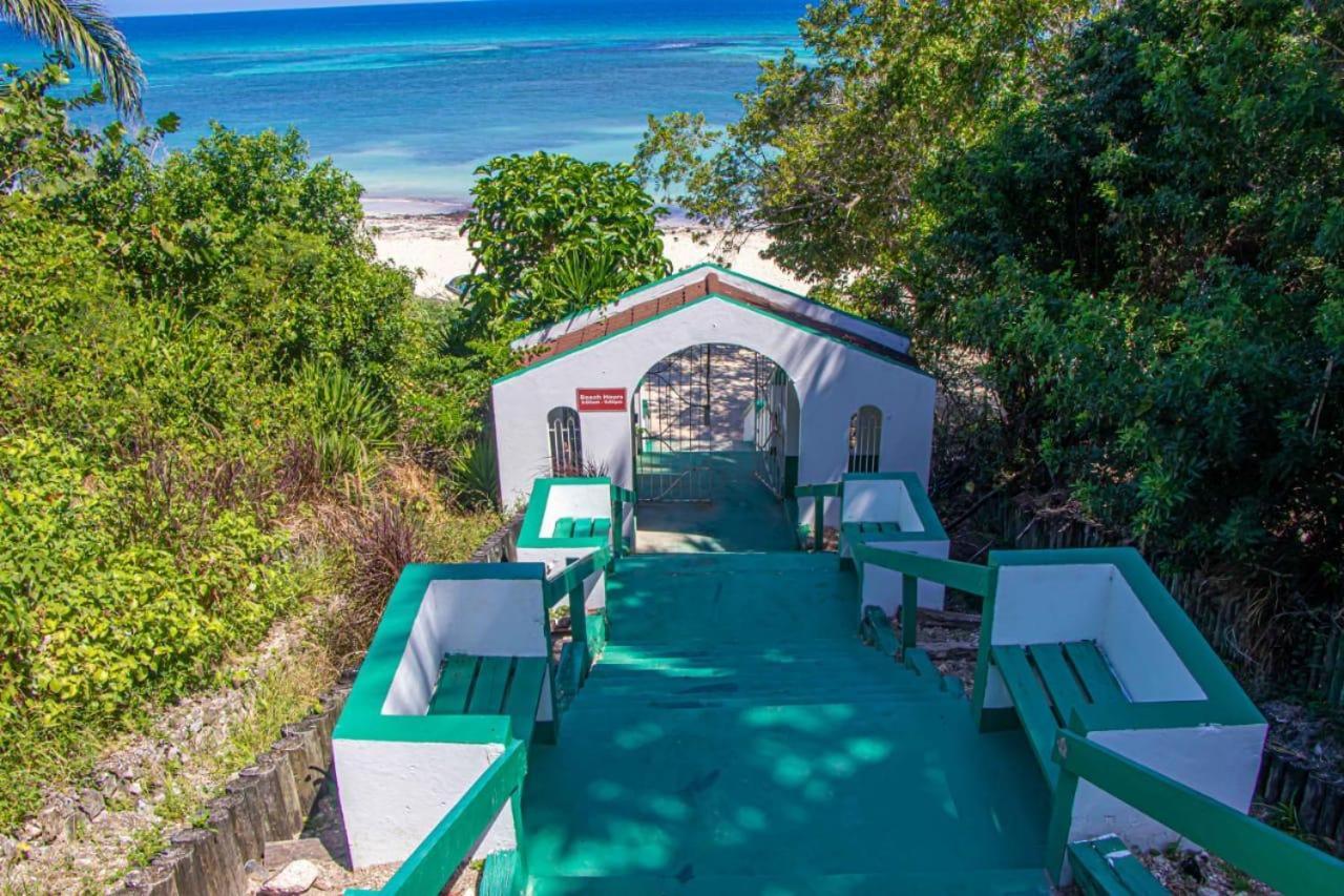 Malibu Ocean View Studio Apartment Montego Bay Luaran gambar