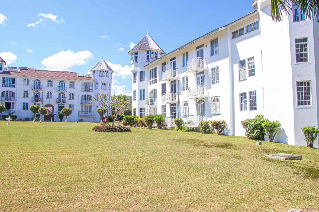 Malibu Ocean View Studio Apartment Montego Bay Luaran gambar